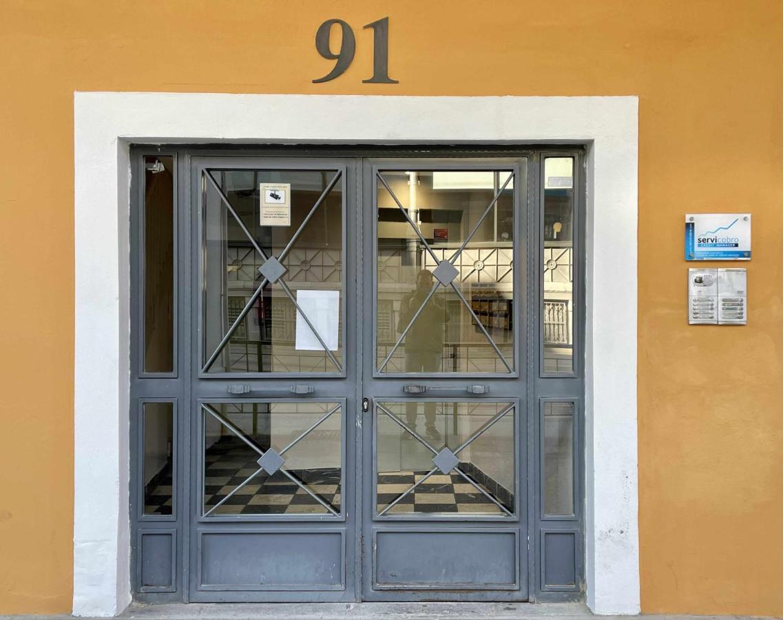 Appartement Zabella Mercado Central à Saragosse Extérieur photo